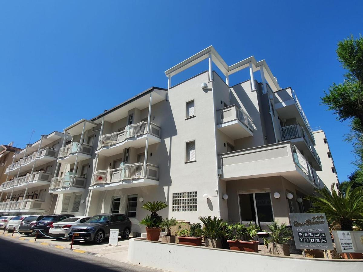 Hotel Des Bains Cattolica Exterior photo